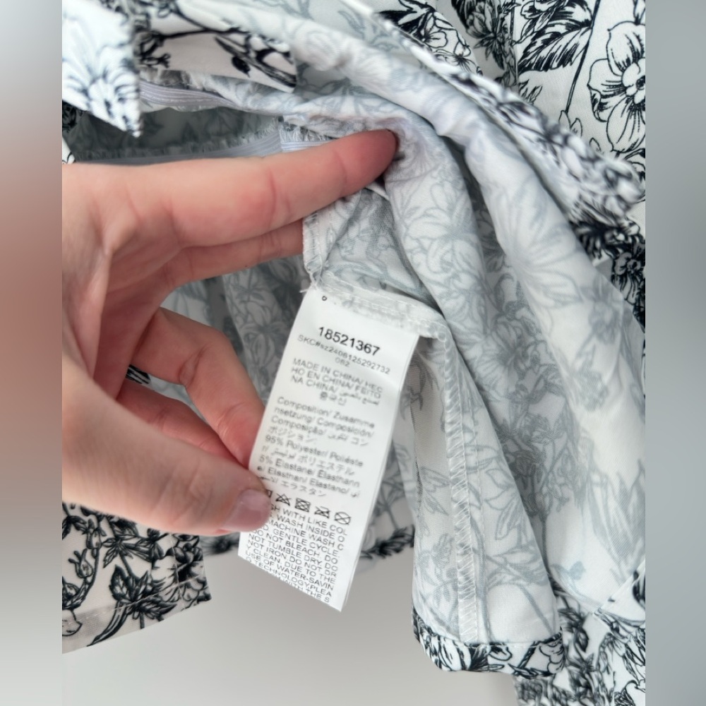 SHEIN VCAY Women’s Tie-Up Bow Shirt - Picture 6 of 6